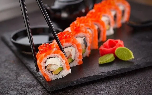 Sushi w ciąży — na co zwracać uwagę?