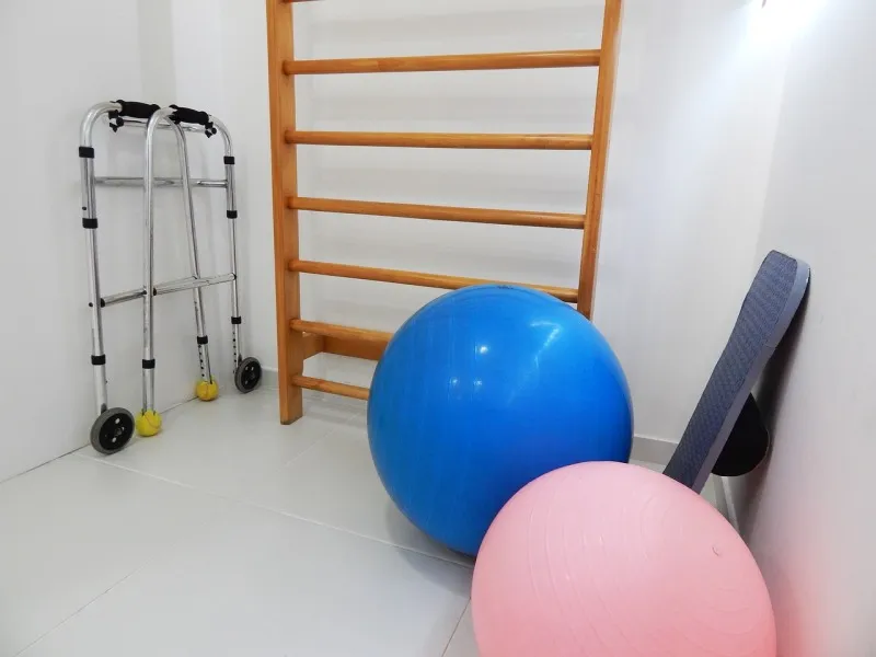 Rehabilitacja po udarze mózgu – dlaczego jest ważna?
